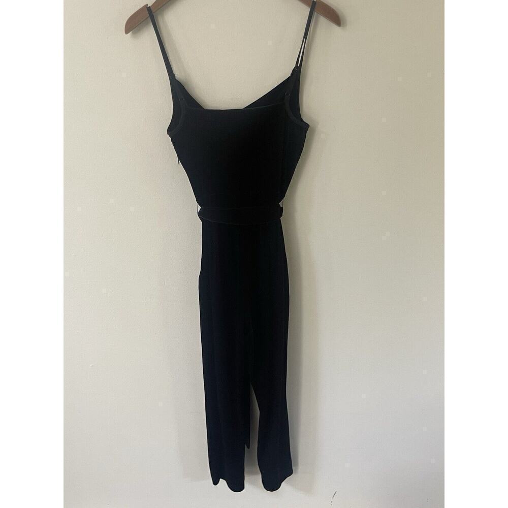 Banana Republic Womens Black Size 2 Velour Sleeveless Jumpsuit Pockets Cropped - Picture 5 of 12